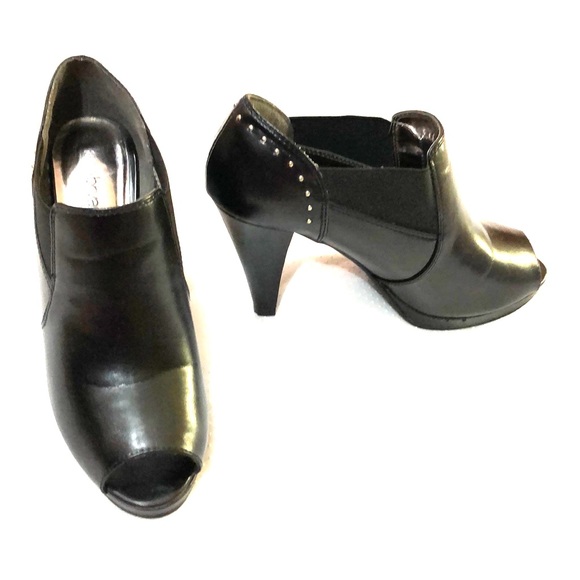 Lane Bryant Black Bootie - Picture 3 of 7